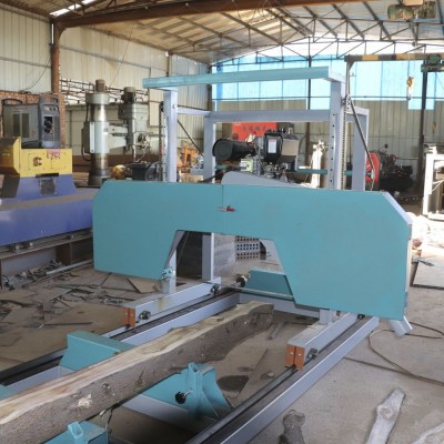 新型便携式龙门锯 移动卧式锯 简易龙门锯 柴油带锯机 电动型