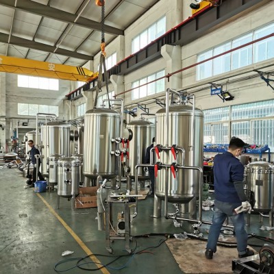 不锈钢活性炭过滤器可按要求生产各种规格砂缸压力容器厂家定制