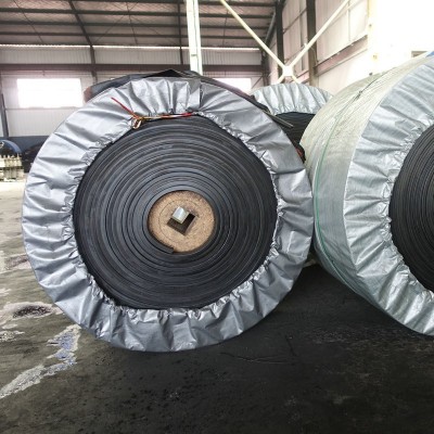 厂家专业供应尼龙聚酯输送带 EP200 EP300运输带 黑色橡胶传送带