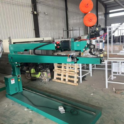 纸箱机械 双伺服高速钉箱机1200型 电脑输入钉距钉数